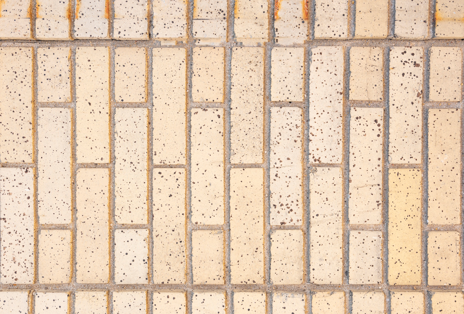 Motif Brick Bond
